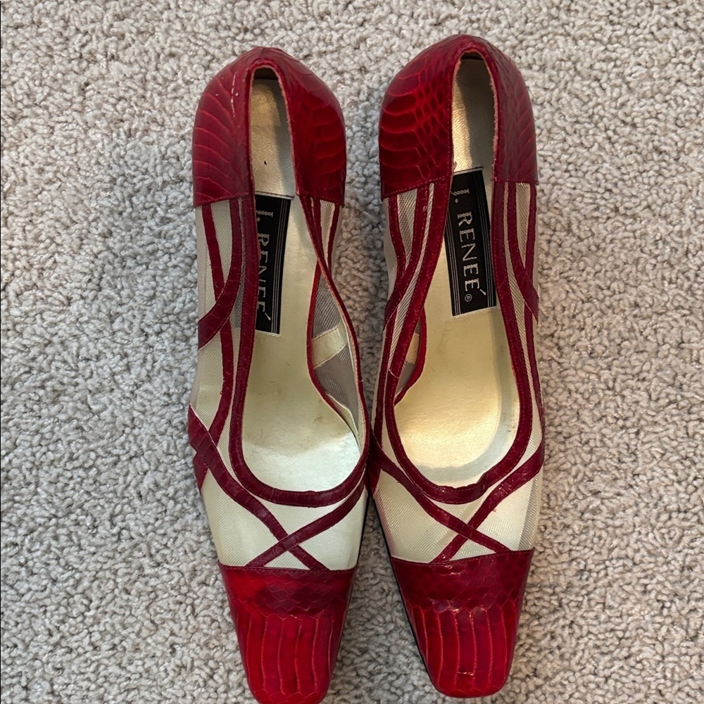 J. Renee Vintage Red Croc-Embossed Heels With Sheer Panel - Picture 4 of 7
